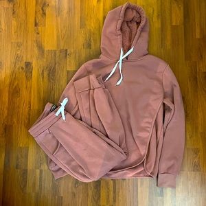 Dusty pink maternity nursing jogger pants and hoodie set